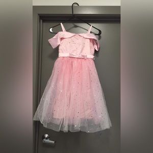 Girls dress size 150 / 6